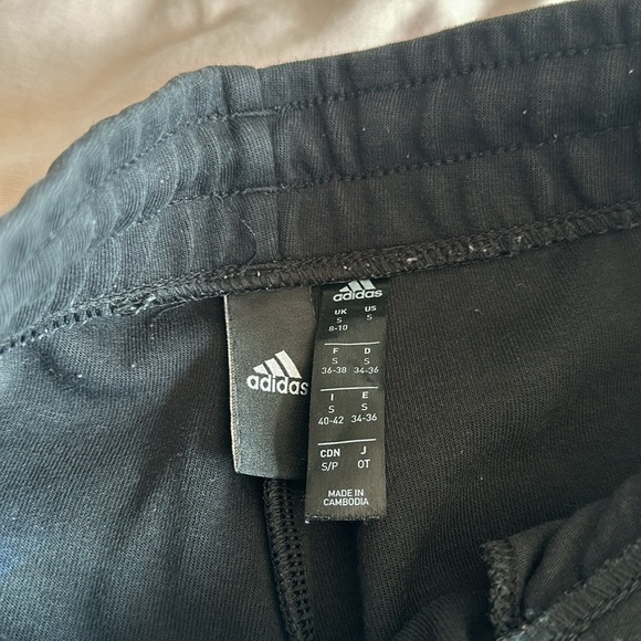 Adidas Small essentials three-strip wide pants - Picture 2 of 7